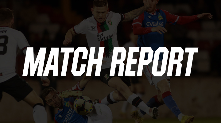 Glentoran 1 – 2 Linfield Match Report